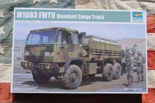 TR01007  M1083 FMTV Standaard Cargo Truck